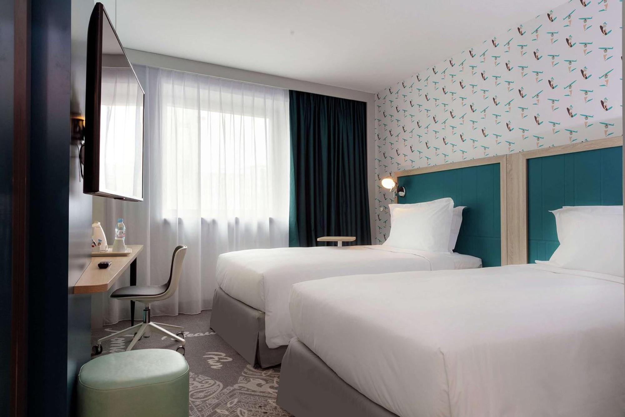 Hampton By Hilton Paris 4*